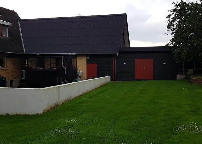 Tjornely Bed & Breakfast Ostervra